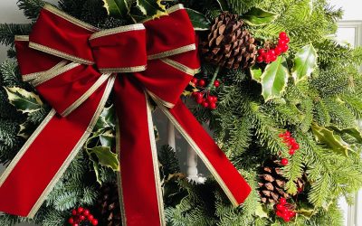 Holiday-Tips-2023-Wreath Holiday-Tips-2023-Wreath